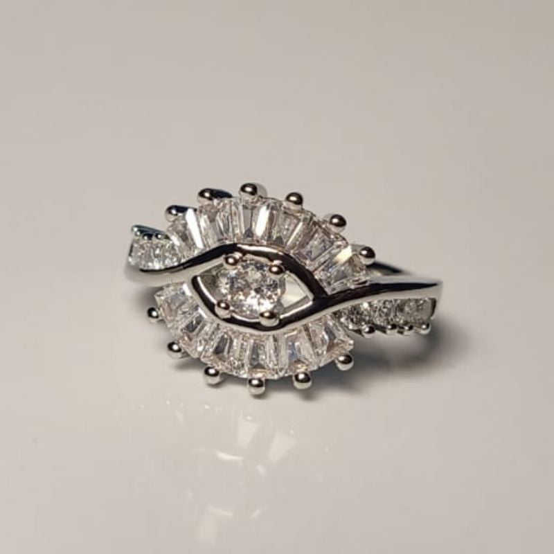 American Diamond Eye Design Ring – Silver Color Adjustable