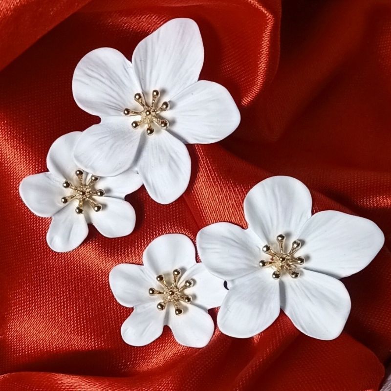 White Flower Design Long Drop Earrings - Ceramic Brass Alloy