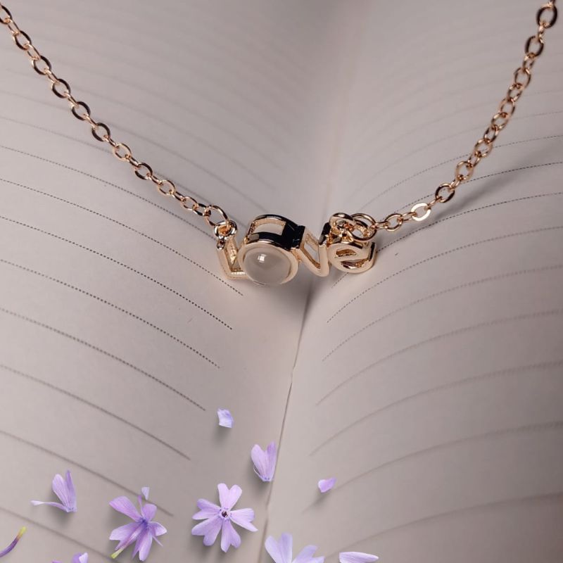 Love Design Pearl Necklace in Golden Stainless Steel