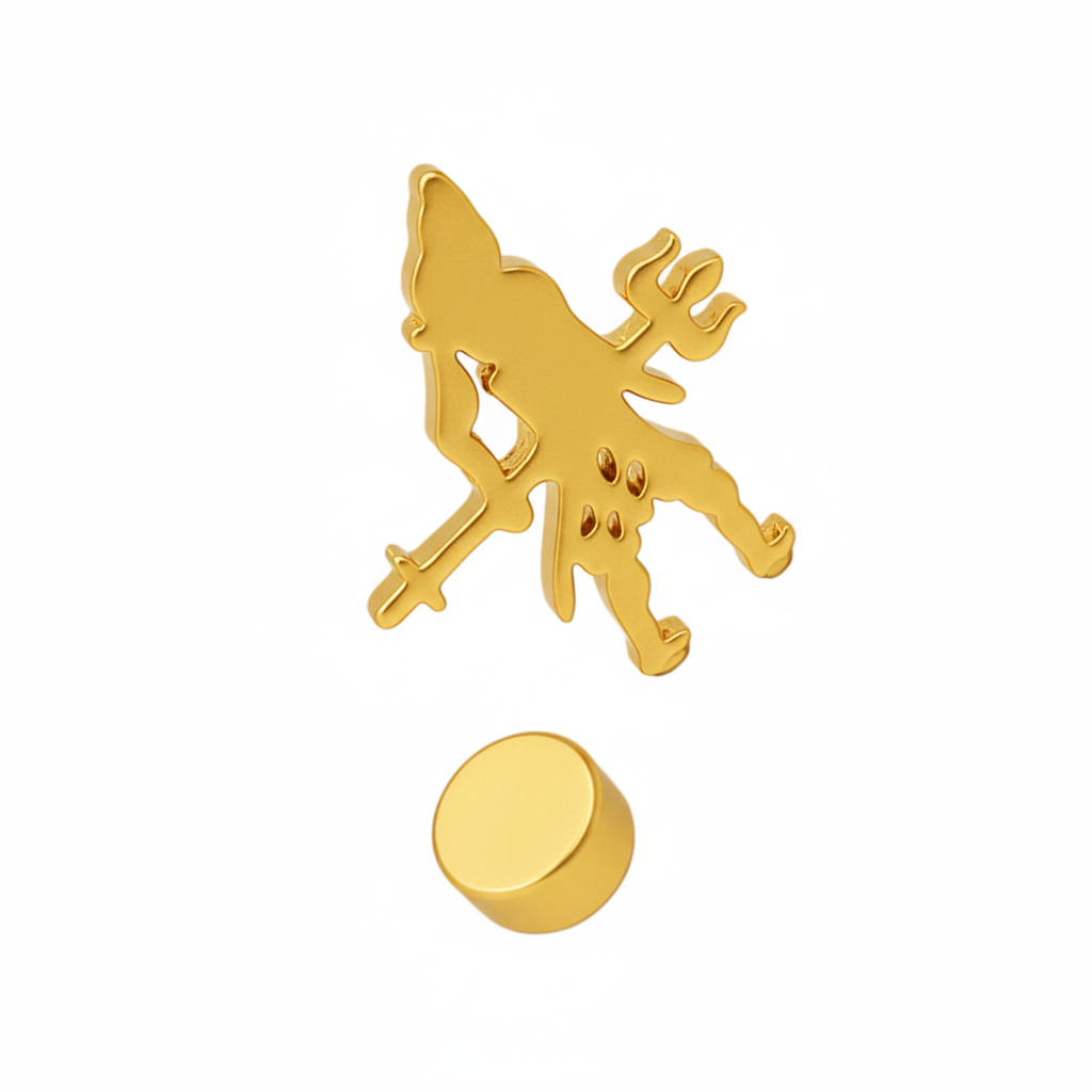 Gold lizard-shaped earring on a white background